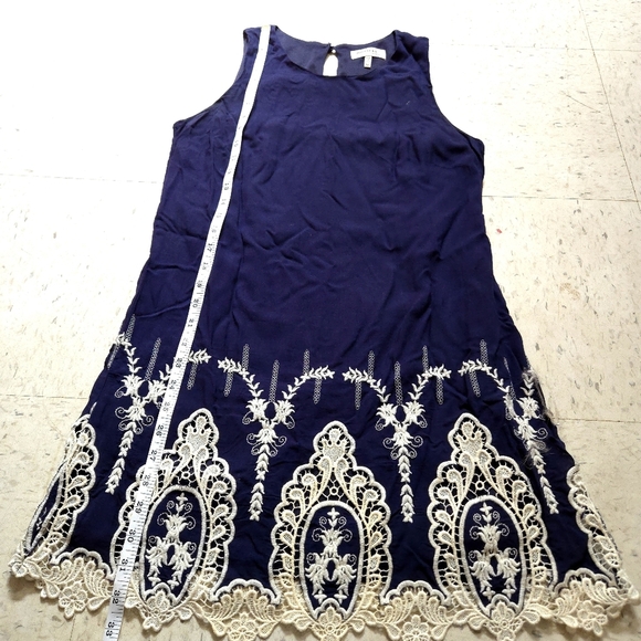 Monteau | Navy Sleeveless Dress with White Embroidery - Picture 8 of 10